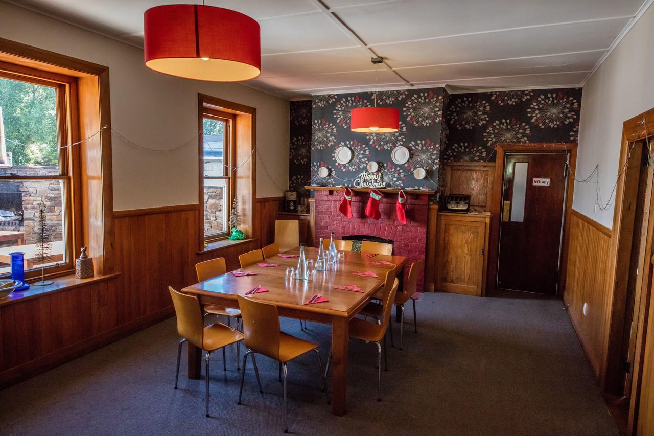 Waipiata Country Hotel エクステリア 写真